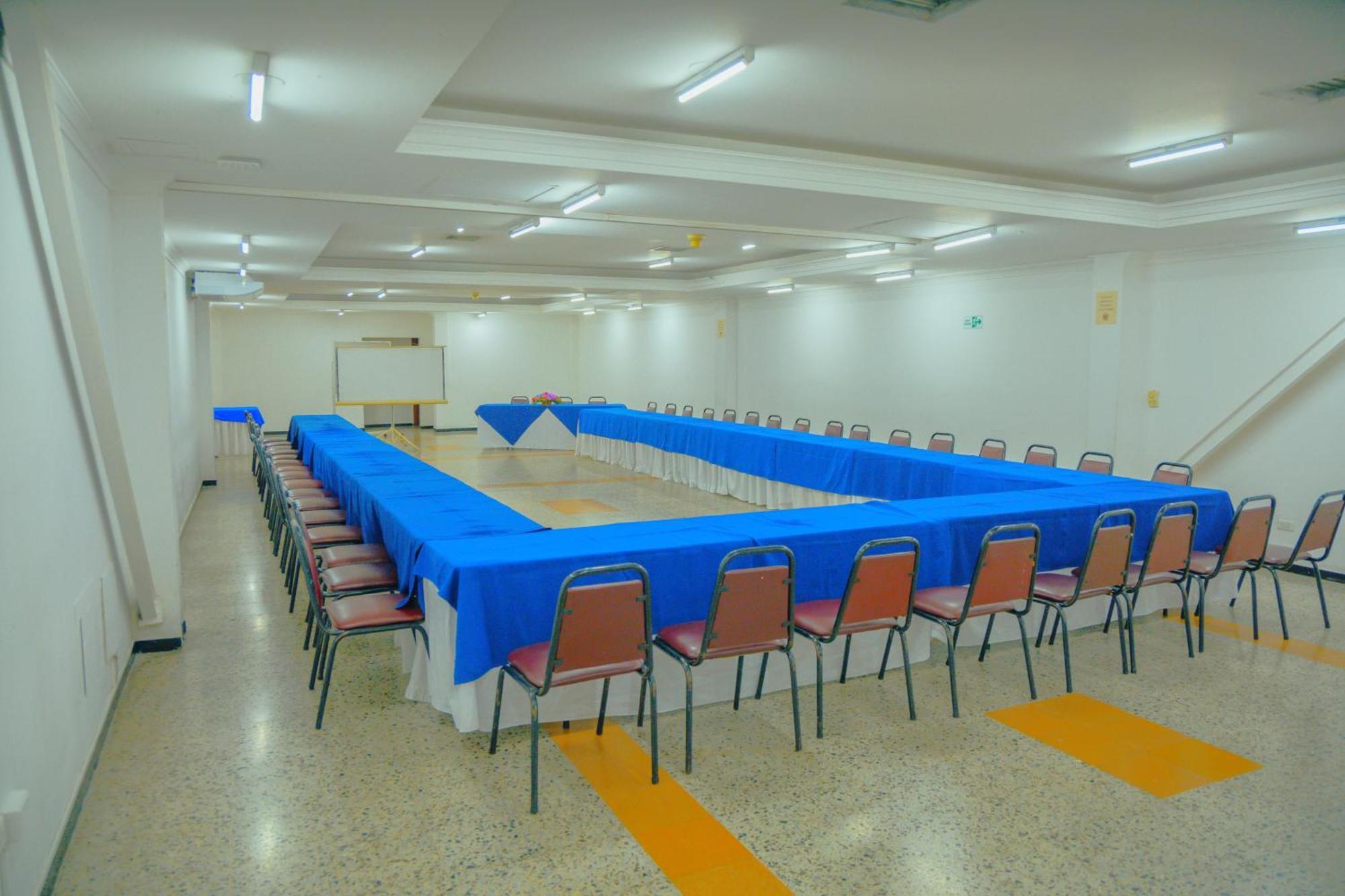 Tama Hotel Granada Real กาลี ภายนอก รูปภาพ