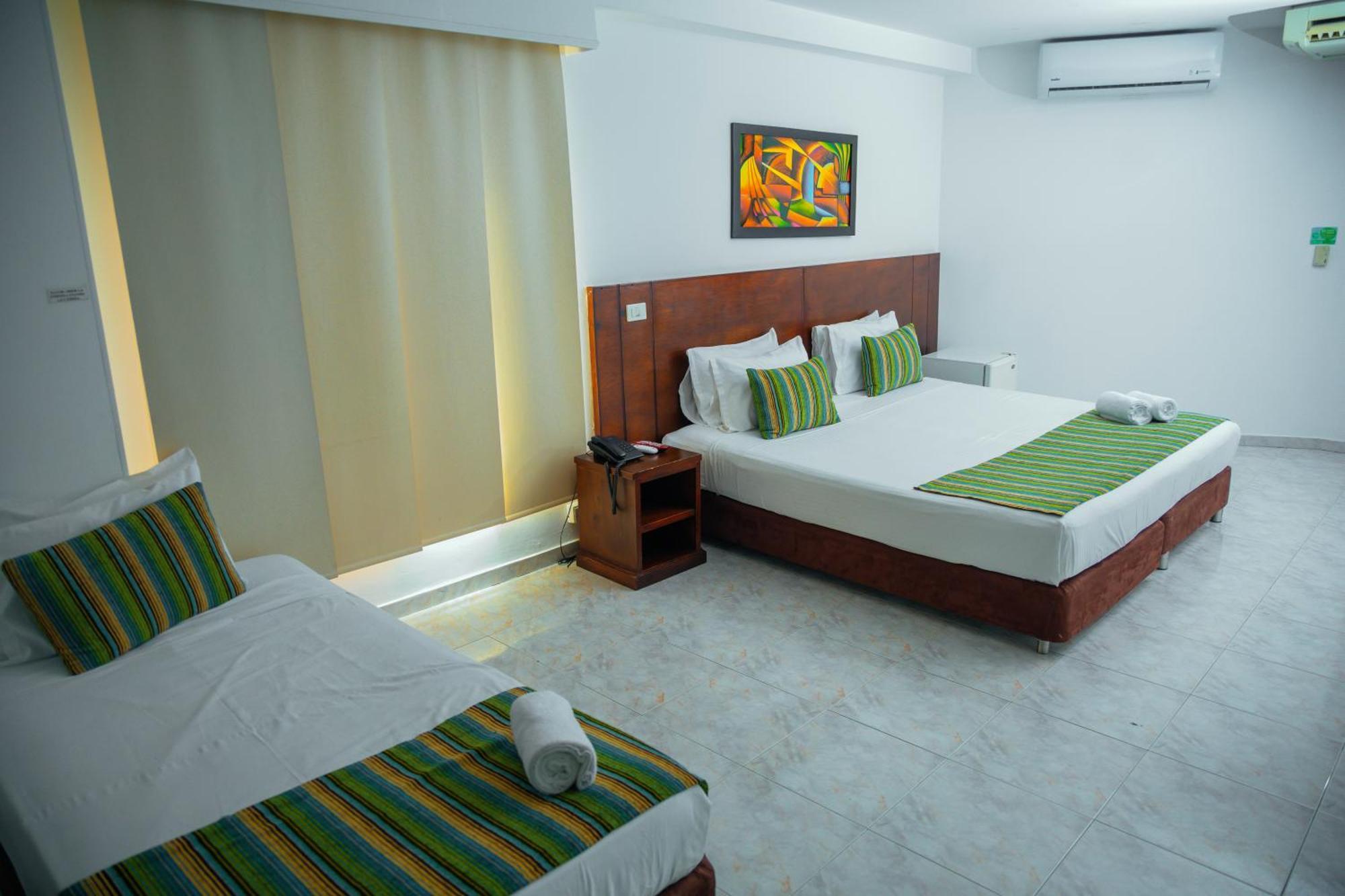 Tama Hotel Granada Real กาลี ภายนอก รูปภาพ