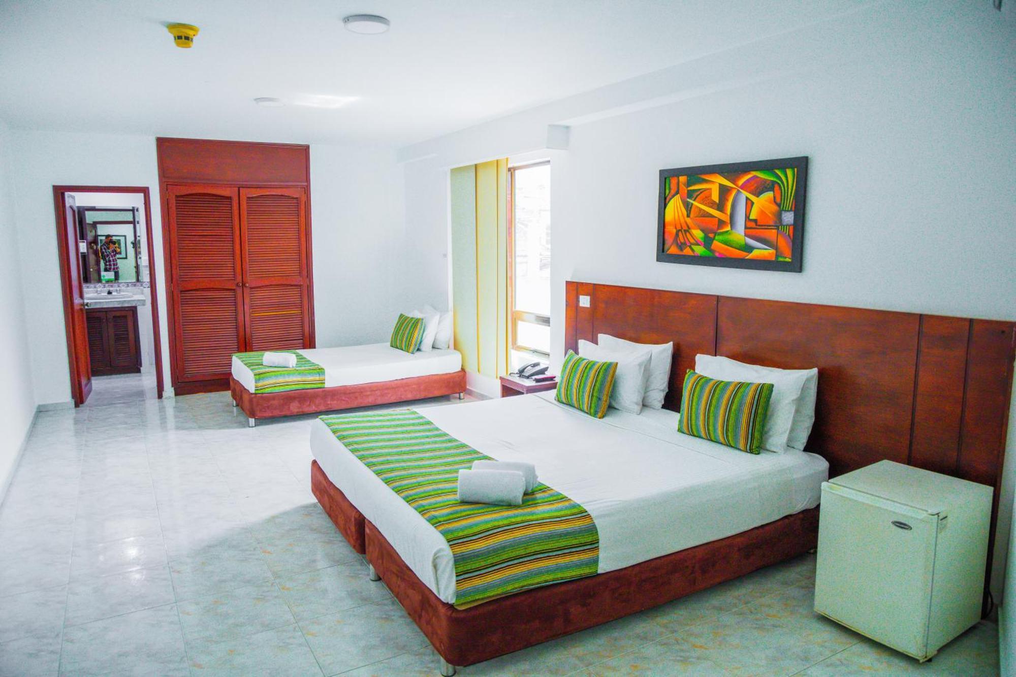 Tama Hotel Granada Real กาลี ภายนอก รูปภาพ