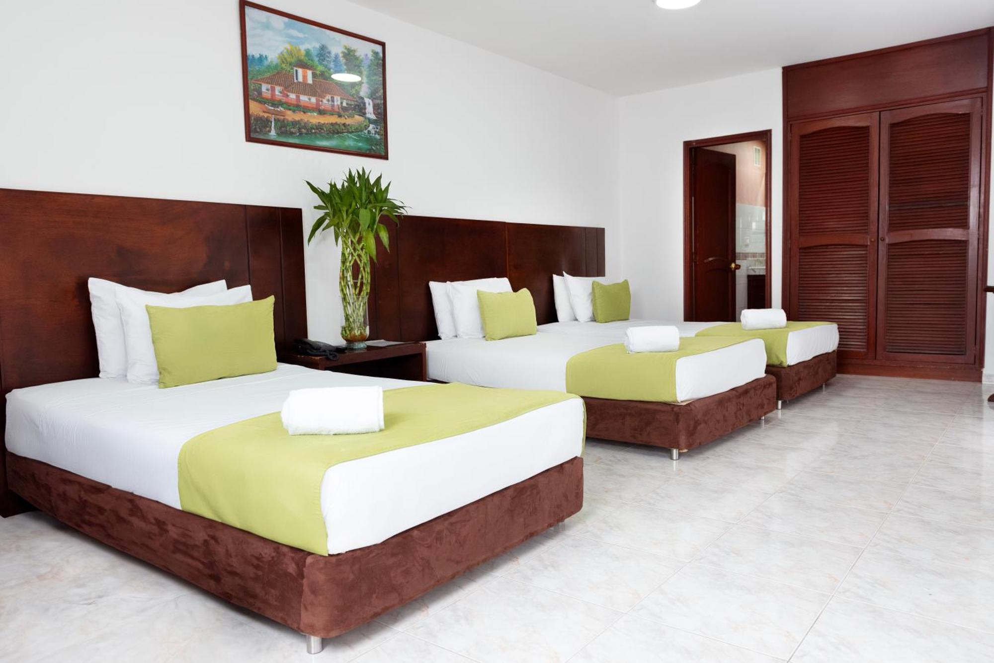 Tama Hotel Granada Real กาลี ภายนอก รูปภาพ